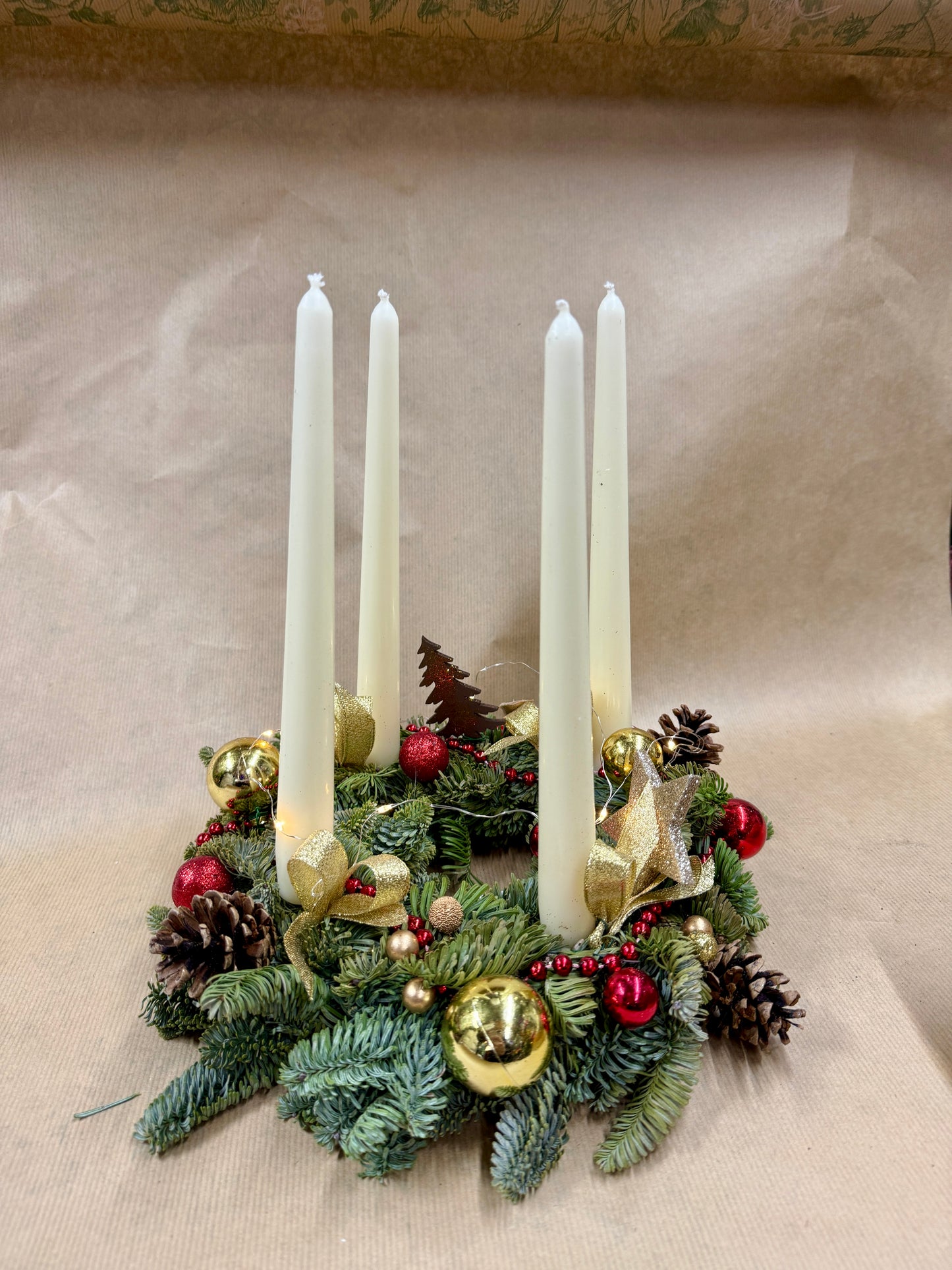 Couronne de l’Avent Éclats Dorés