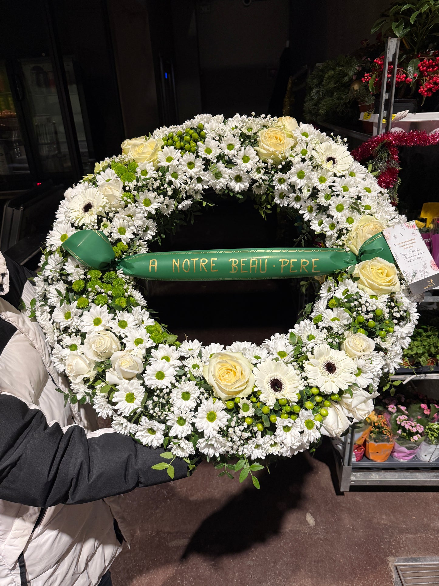 Couronne funéraire élégance blanche