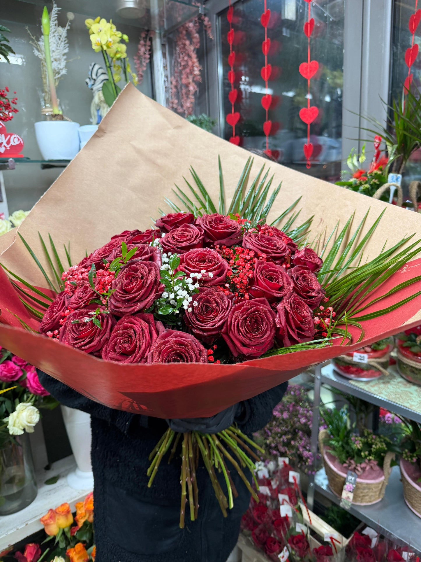 Bouquet Prestige Roses Rouges – L'Expression de l'Élégance