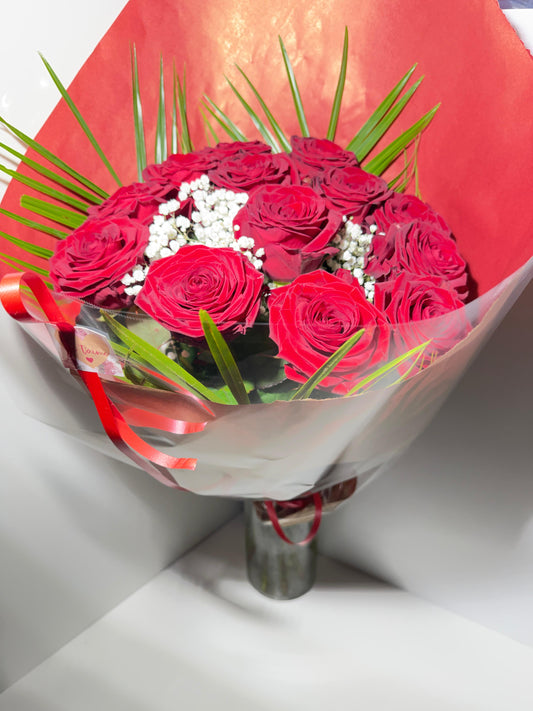Bouquet de Roses Rouges – Une Déclaration d'Amour Unique