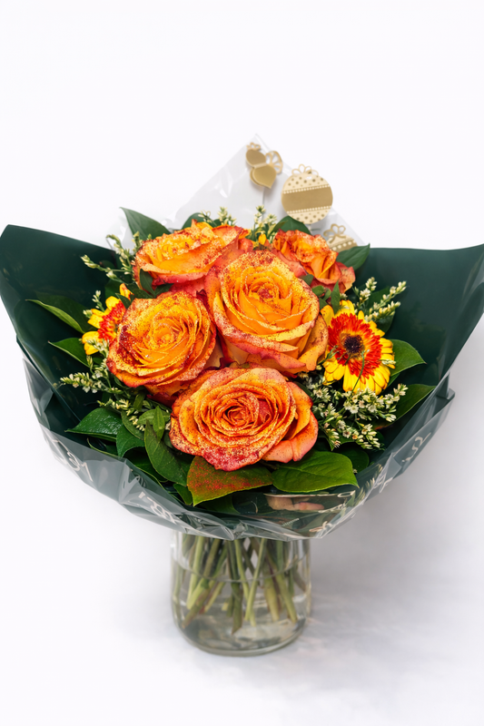 Bouquet de roses orangées scintillantes – Composition florale élégante