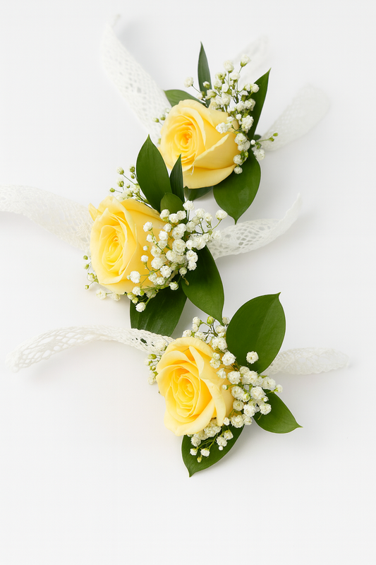Bracelets fleuris – Roses jaunes & gypsophile