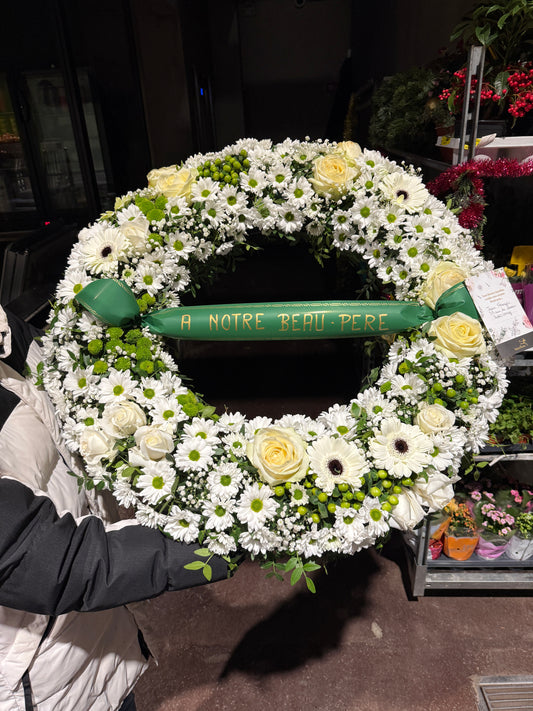 Couronne funéraire élégance blanche