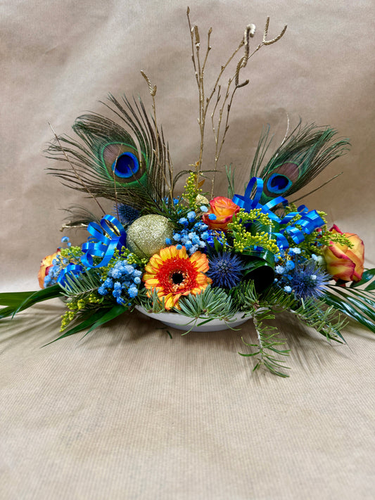 Composition Bleu Royal & Plumes